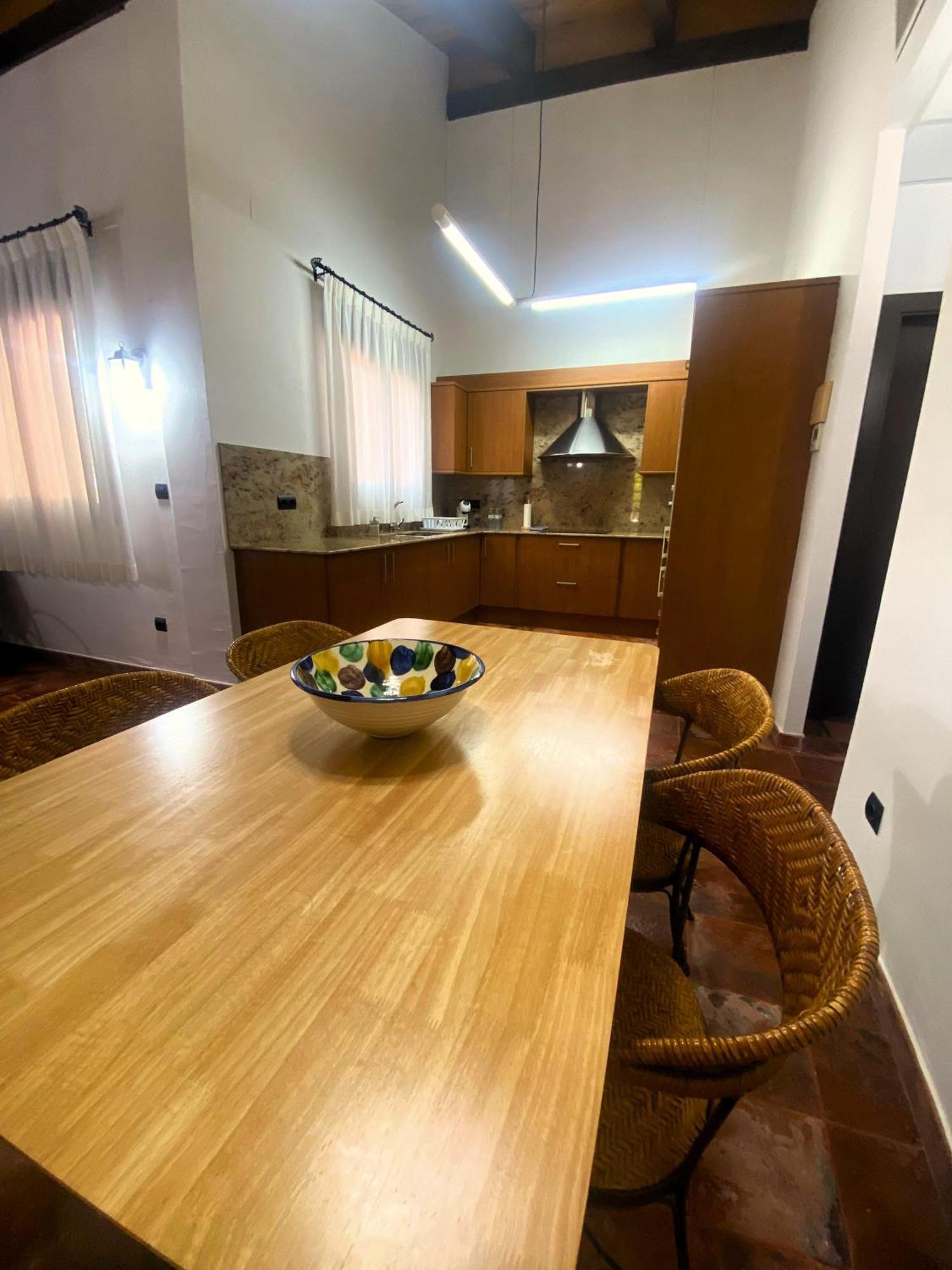 Pago De Tharsys Guest House Рекена Екстериор снимка