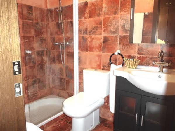 Pago De Tharsys Guest House Рекена Екстериор снимка